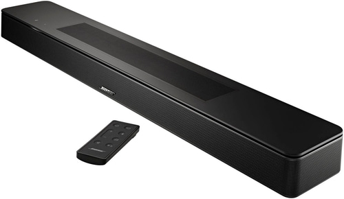 Schwarze Soundbar mit Fernbedienung, Bose-Logo, rechteckig, modern, Audio-Gerät
