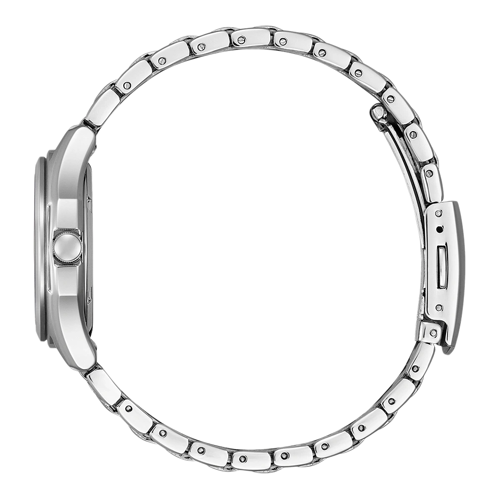Uhr mit silbernem Armband, Seitenansicht, Detailaufnahme, isoliert auf weißem Hintergrund