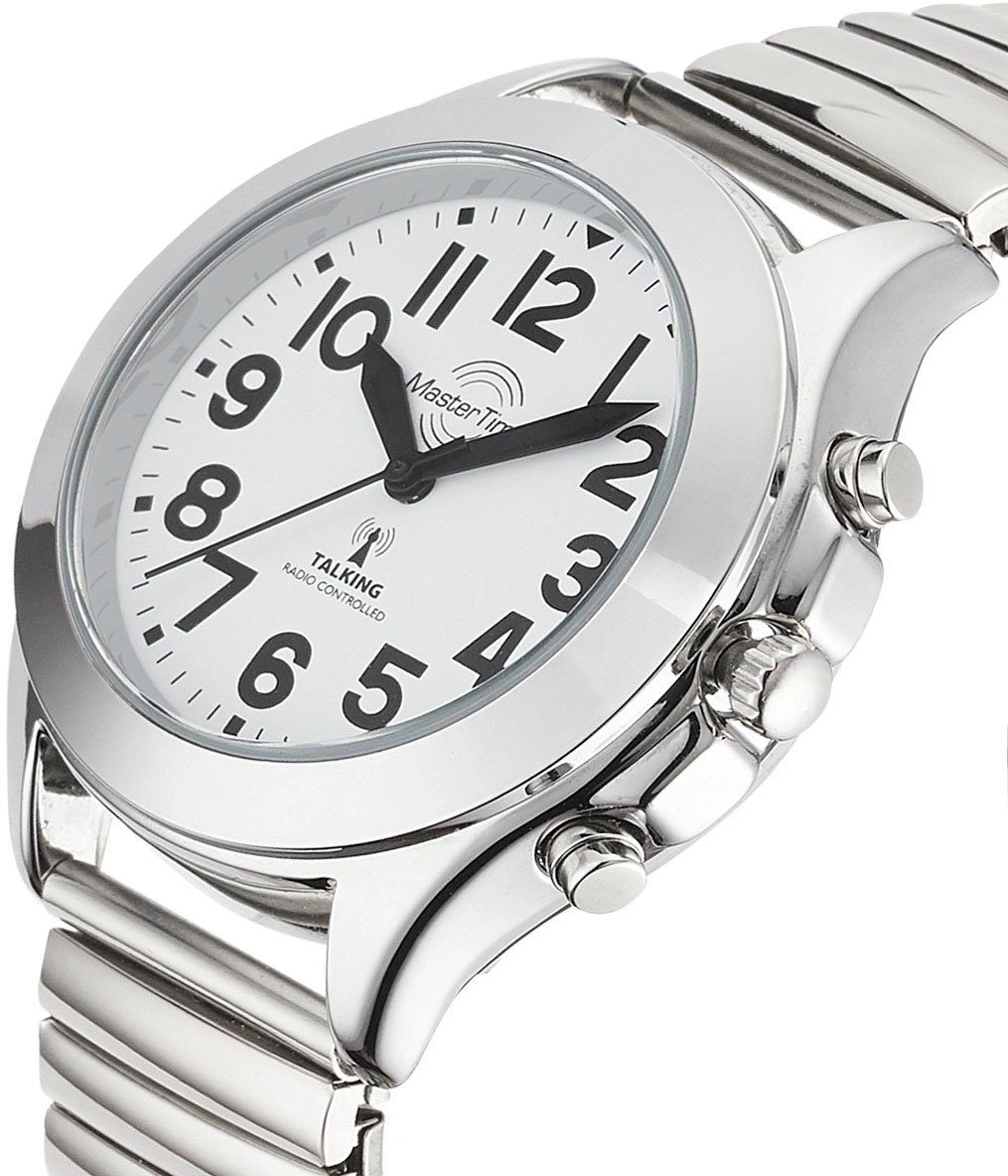 Ein silbernes Armbanduhr mit großen schwarzen Ziffern und einem weißen Zifferblatt.
