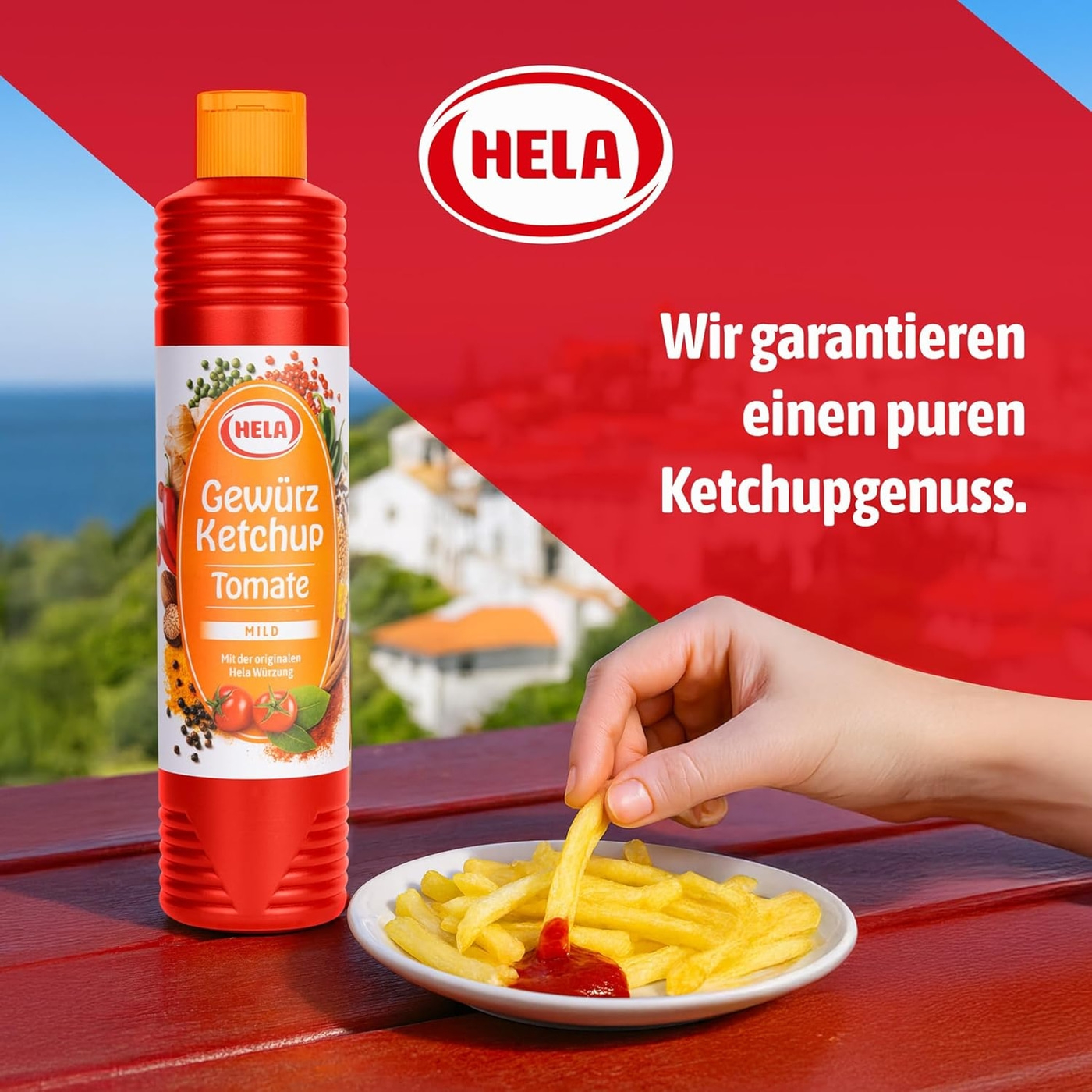 Hela Gewürzketchup Tomate wird mit Pommes Frites serviert.