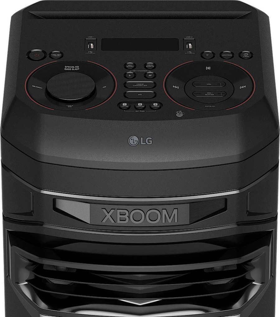Schwarzer LG XBOOM Lautsprecher mit Bedienelementen und Logo. Bass Blast.