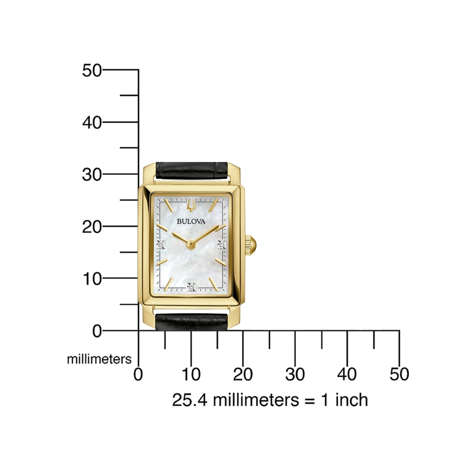 Goldene Bulova-Uhr mit schwarzem Armband, Messskala in Millimetern und Zoll.