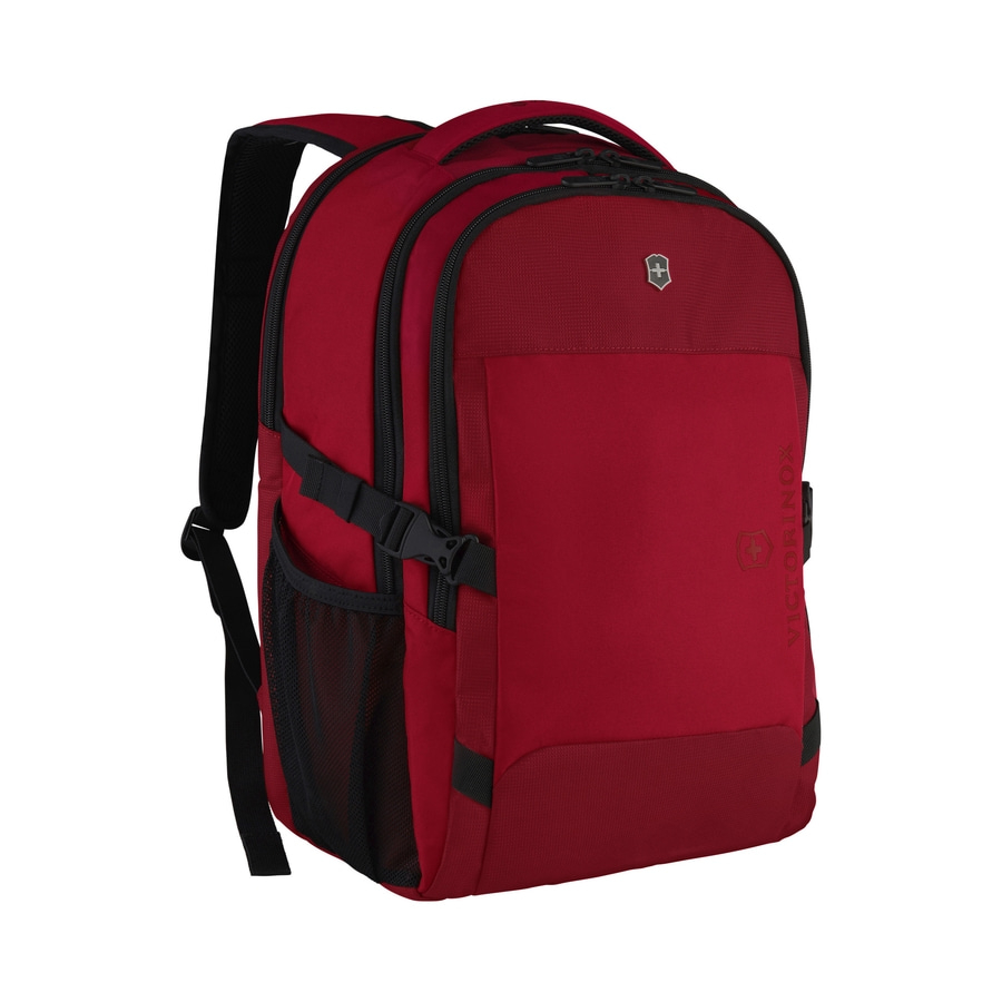 Roter Victorinox-Rucksack mit schwarzem Reißverschluss und Logo auf weißem Hintergrund.