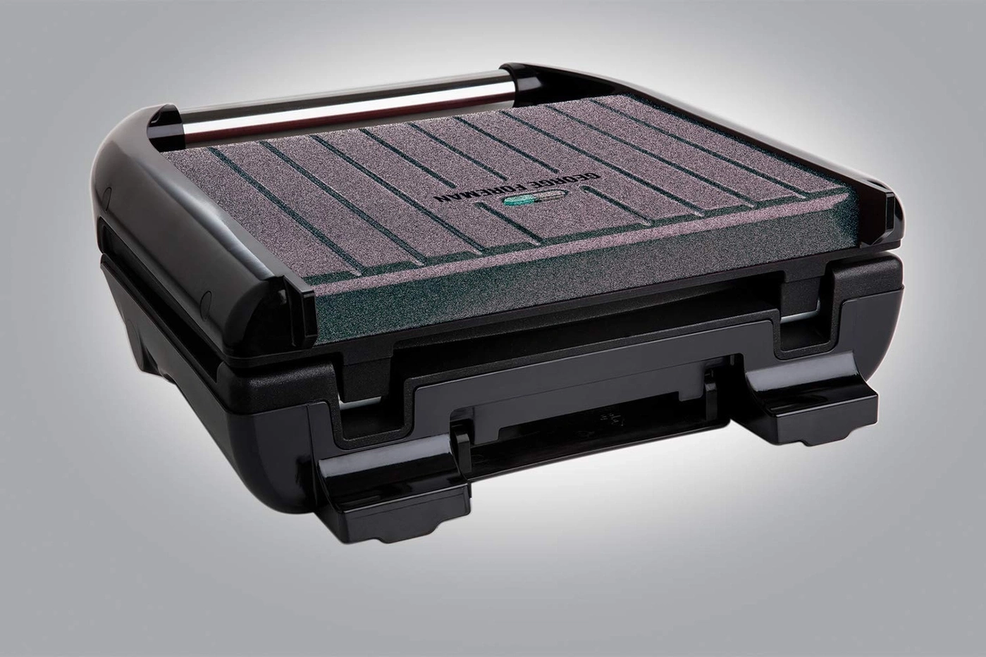 Schwarzer George Foreman Grill, Nahaufnahme, grauer Hintergrund, Küchengerät, Essen zubereiten