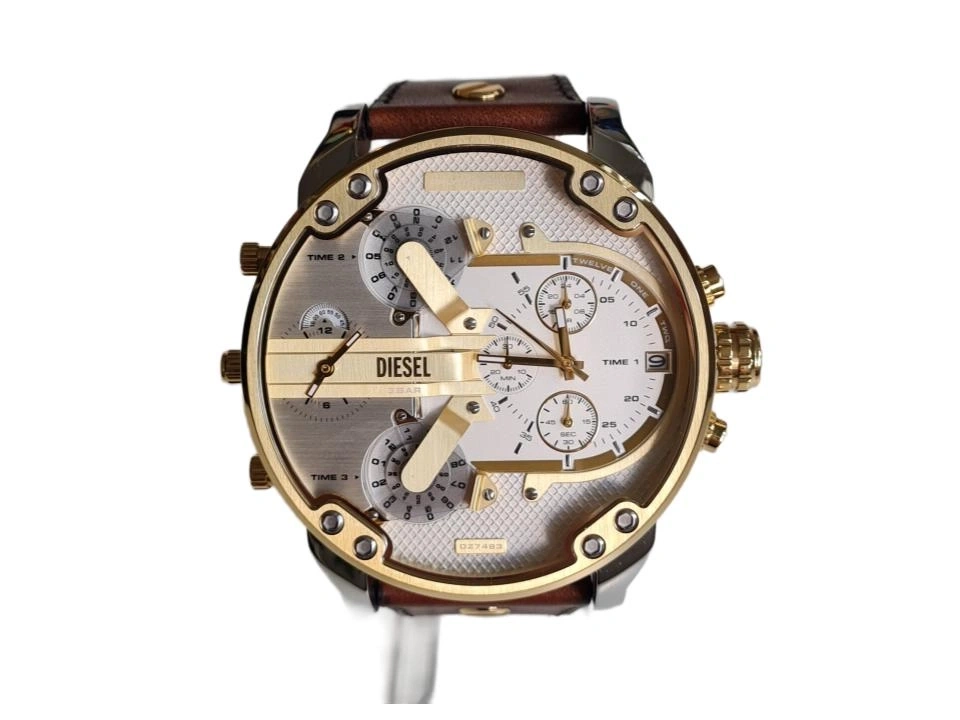goldene Diesel Herrenuhr mit braunem Lederarmband
