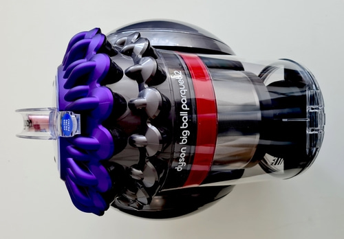 Dyson Big Ball Parquet 2 Staubsauger, lila und schwarz, Nahaufnahme