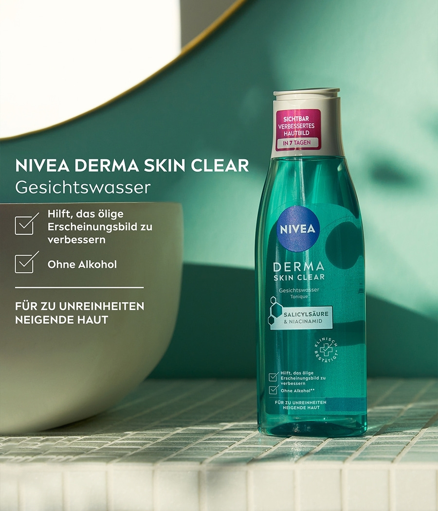 NIVEA Derma Skin Clear Gesichtswasser Salicylsäure Niacinamid Vegan 3 x 200ml