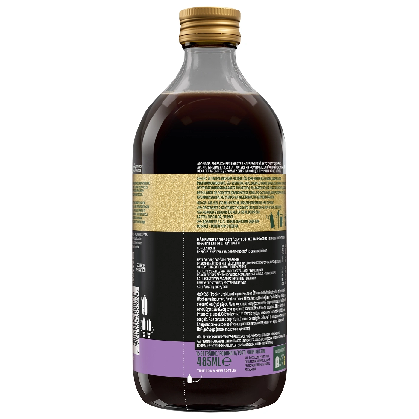 Kaffeekonzentrat mit Zucker in einer Glasflasche