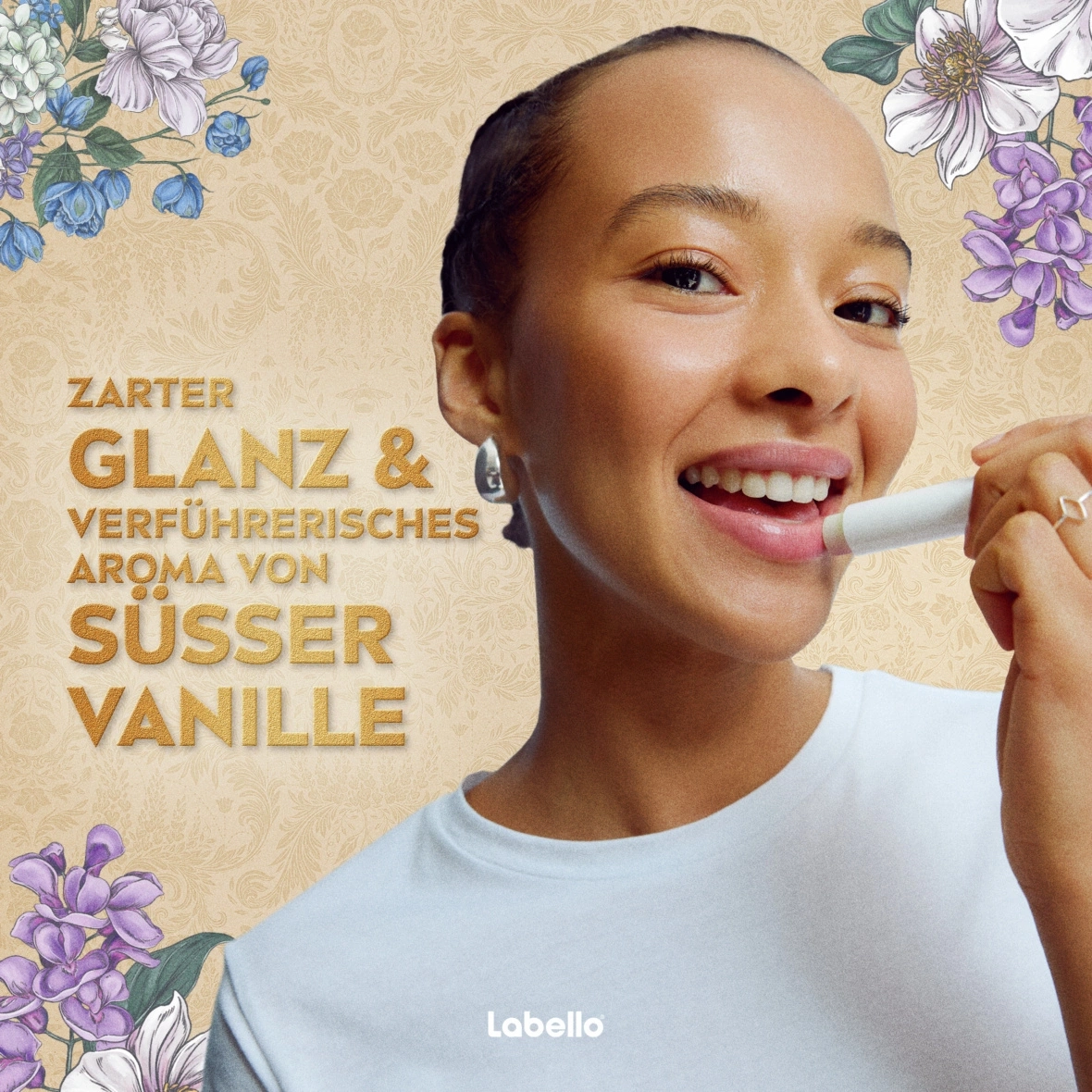 Frau mit Lippenbalsam und Blumen, Labello, süße Vanille