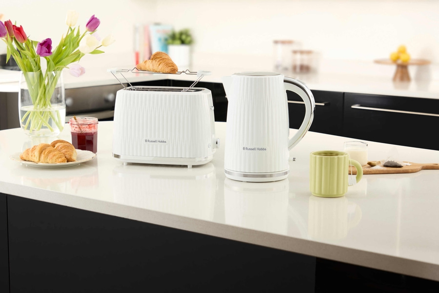 RUSSELL HOBBS Wasserkocher Eden 27360-70 Weiß 1,7 L Wasserstandsanzeige 2400 W