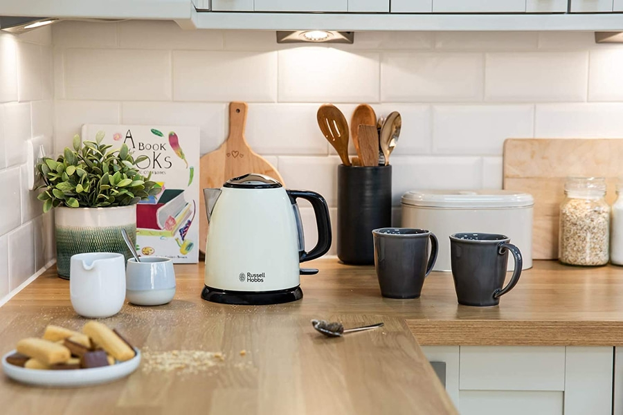 RUSSELL HOBBS Wasserkocher Colours Plus+ Classic Cream 24994-70 Mini 1L 2400W
