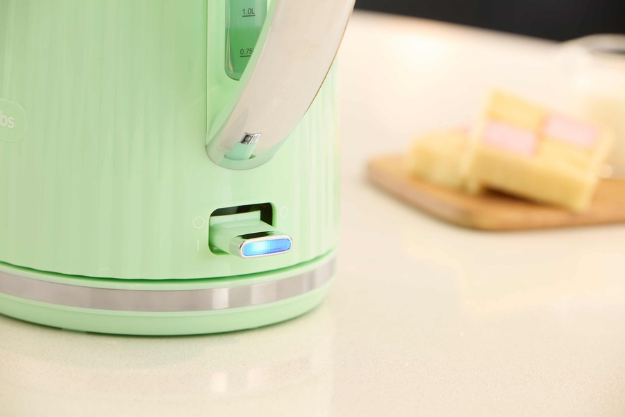 RUSSELL HOBBS Wasserkocher Eden 27364-70 Pistazie 1,7 L Pistachio Retro 2400 W