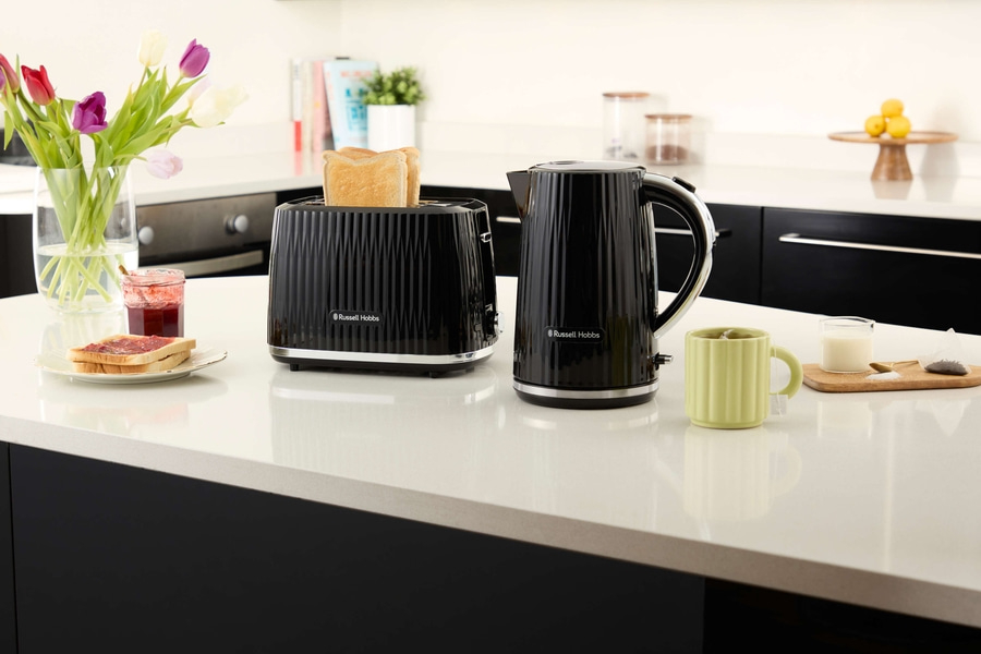 RUSSELL HOBBS Wasserkocher Eden 27361-70 Schwarz 1,7L Wasserstandsanzeige 2400 W