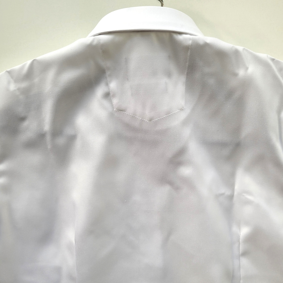 Heinzmann-Workfashion 1/2 Kurzarm Bluse Gastronomie Hemd tailliert weiß Gr. 42