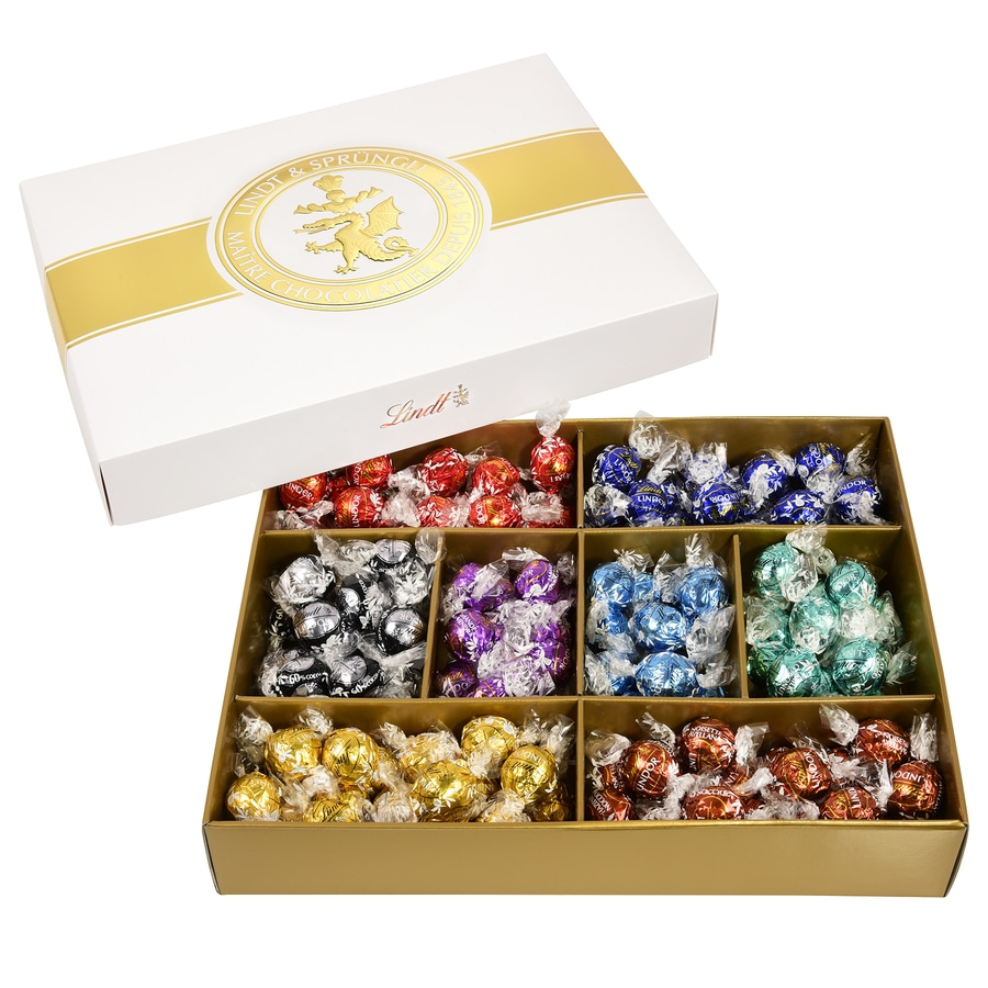 Eine weiße Lindt Pralinenbox mit verschiedenen Sorten 
