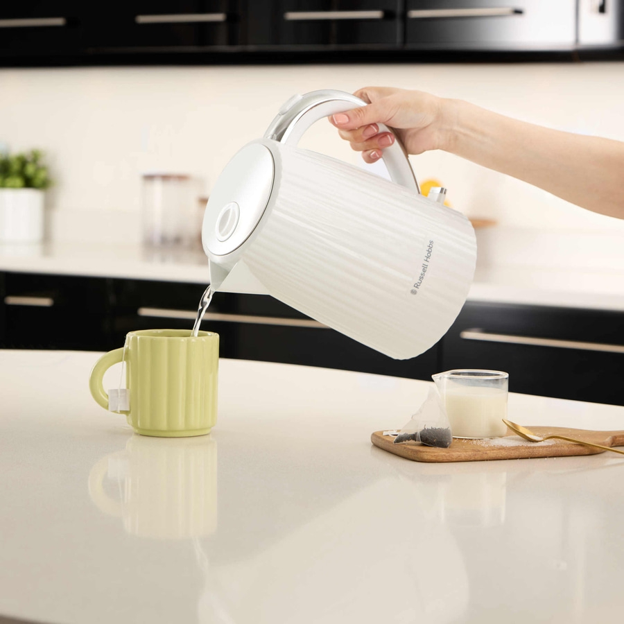 RUSSELL HOBBS Wasserkocher Eden 27360-70 Weiß 1,7 L Wasserstandsanzeige 2400 W