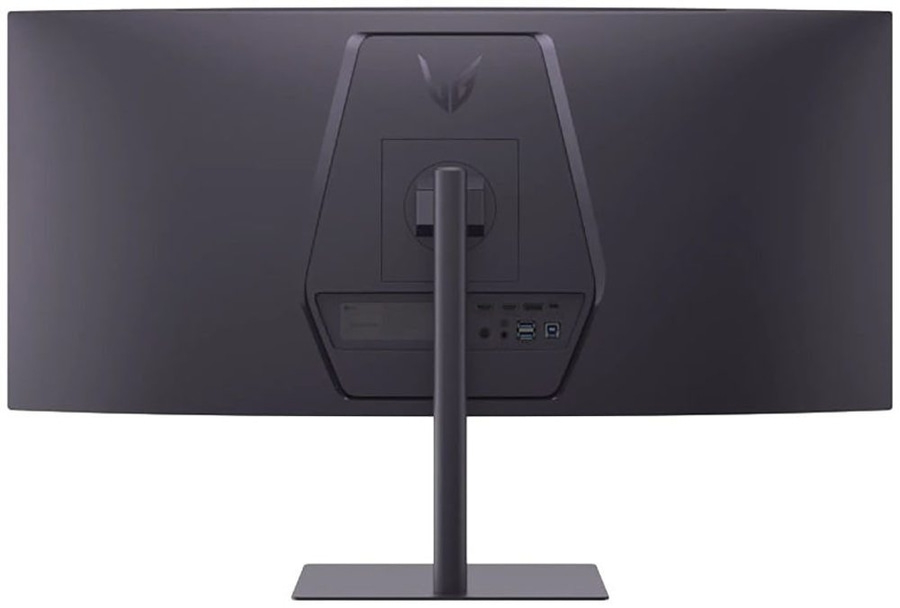 Rückseite eines Monitors mit Anschlussfeld und Standfuß