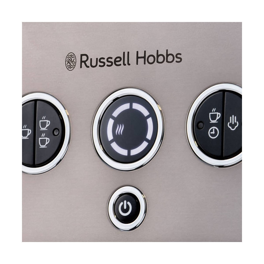 Nahaufnahme einer Kaffeemaschine mit Knöpfen und dem Russell Hobbs Logo.