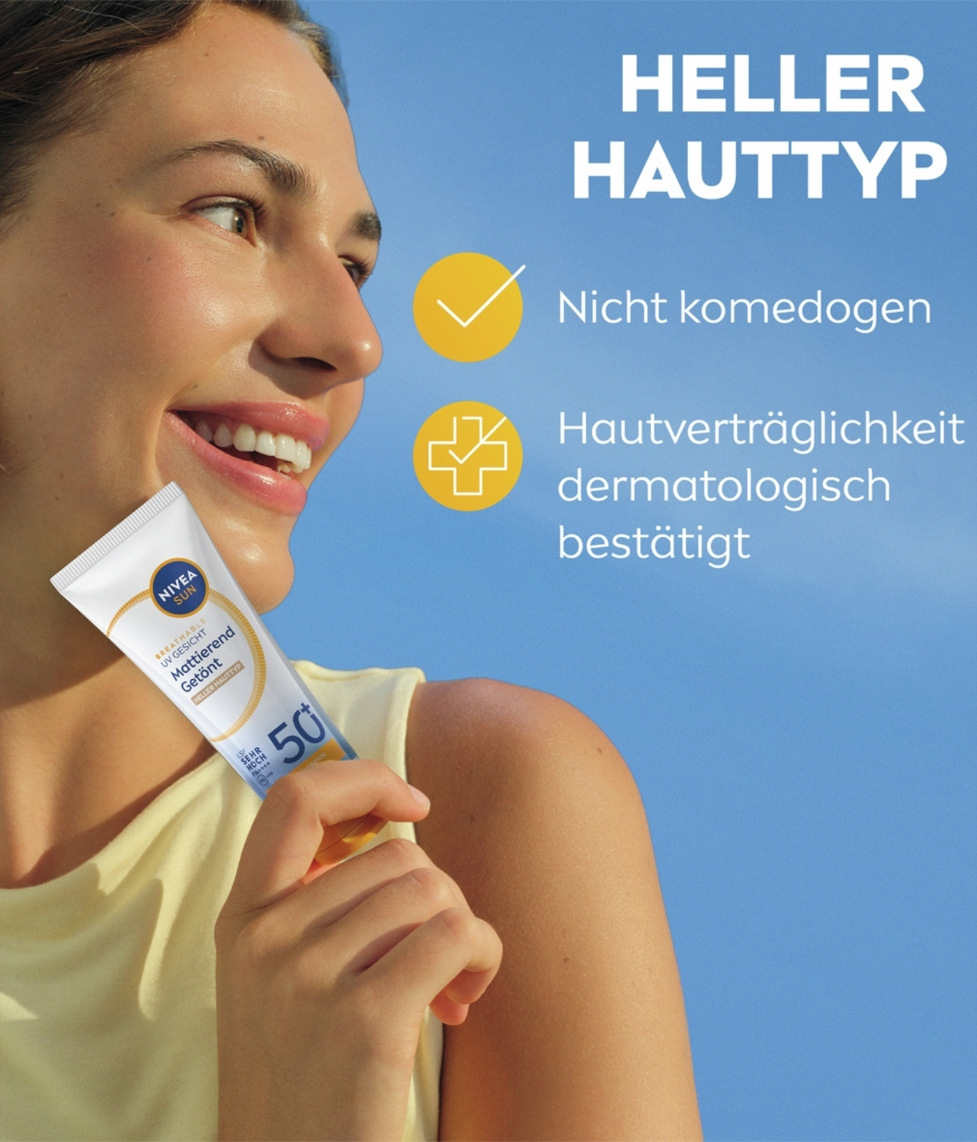 Frau mit Nivea Sonnencreme vor blauem Himmel.