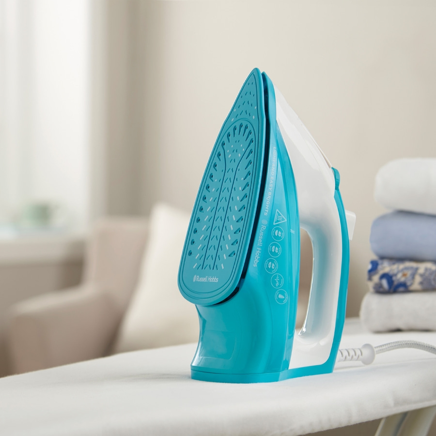 RUSSELL HOBBS Dampfbügeleisen Light&Easy Brights Aqua Iron 26482-56 Keramiksohle