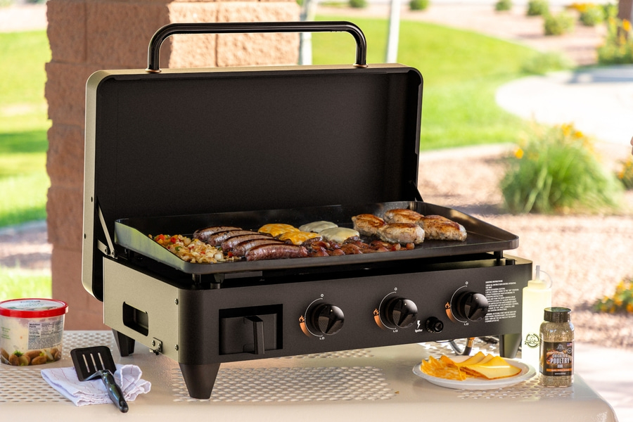 Pit Boss Gasgrill mit Grillwagen Sierra Onyx Plancha 3-Brenner BBQ Grill tragbar