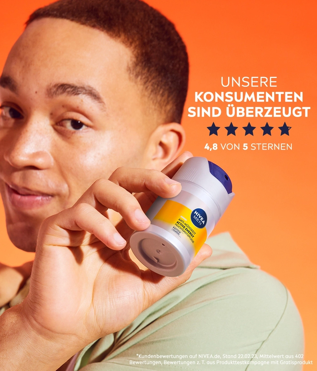 Mann hält Nivea-Produkt, Text: Unsere Konsumenten sind überzeugt, 4,8 von 5 Sternen.