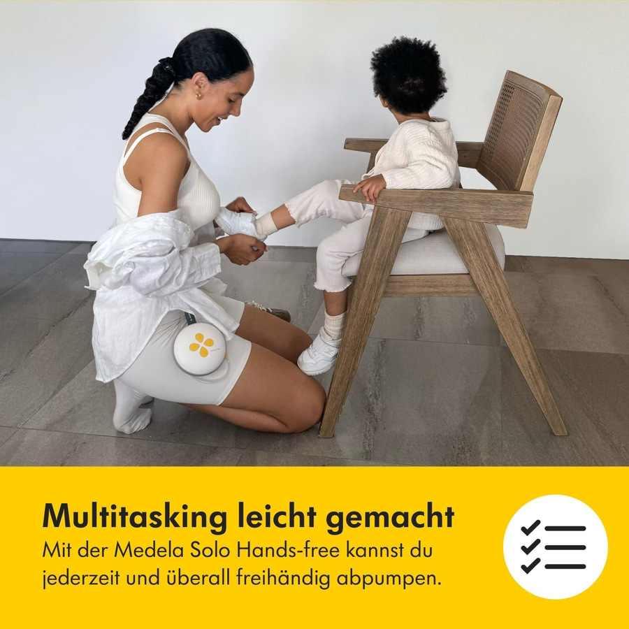 Frau mit Kind, Medela Solo, Multitasking, freihändig abpumpen, gelber Hintergrund, Text.