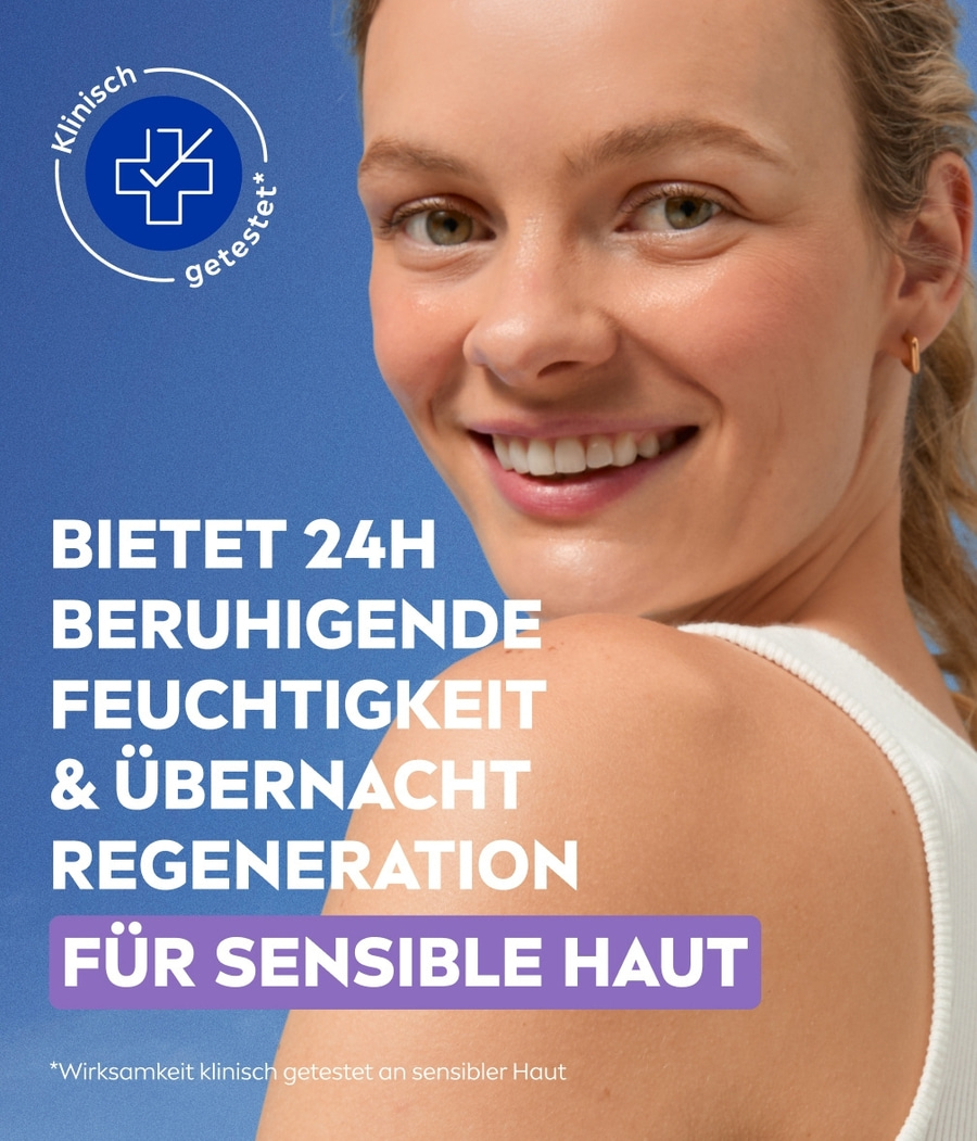 Frau mit makelloser Haut, die ein Produkt für sensible Haut bewirbt.