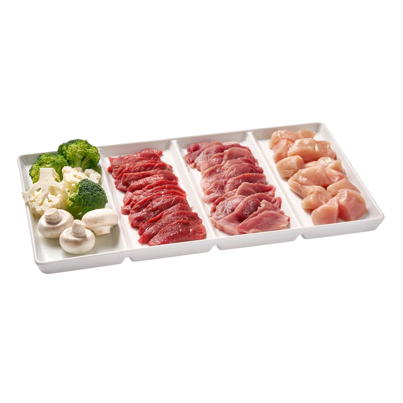 Fleisch, Gemüse und Pilze auf einem Tablett. Essen für Fondue.