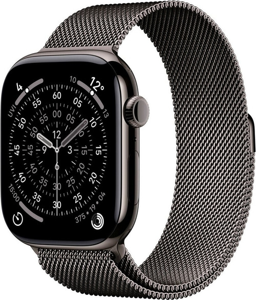 Eine schwarze Apple Watch mit Milanaise-Armband auf weißem Hintergrund.
