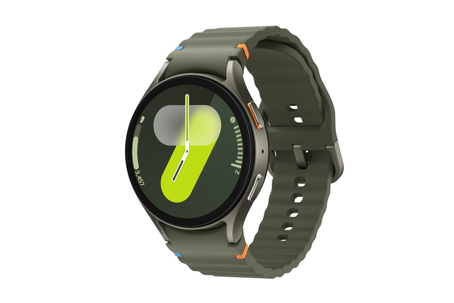 Grüne Smartwatch mit grünem Armband und orangefarbenen Akzenten