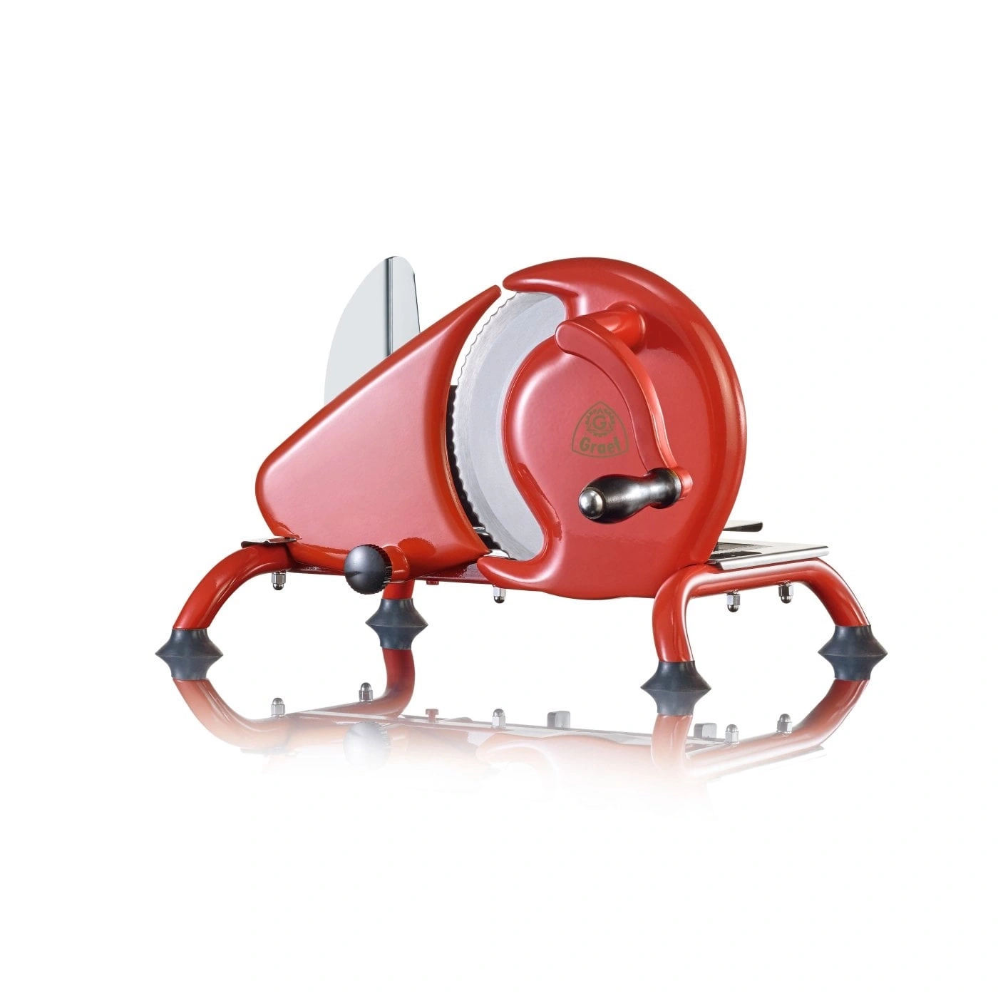 Roter Fleischschneider mit silbernem Blatt und Griff