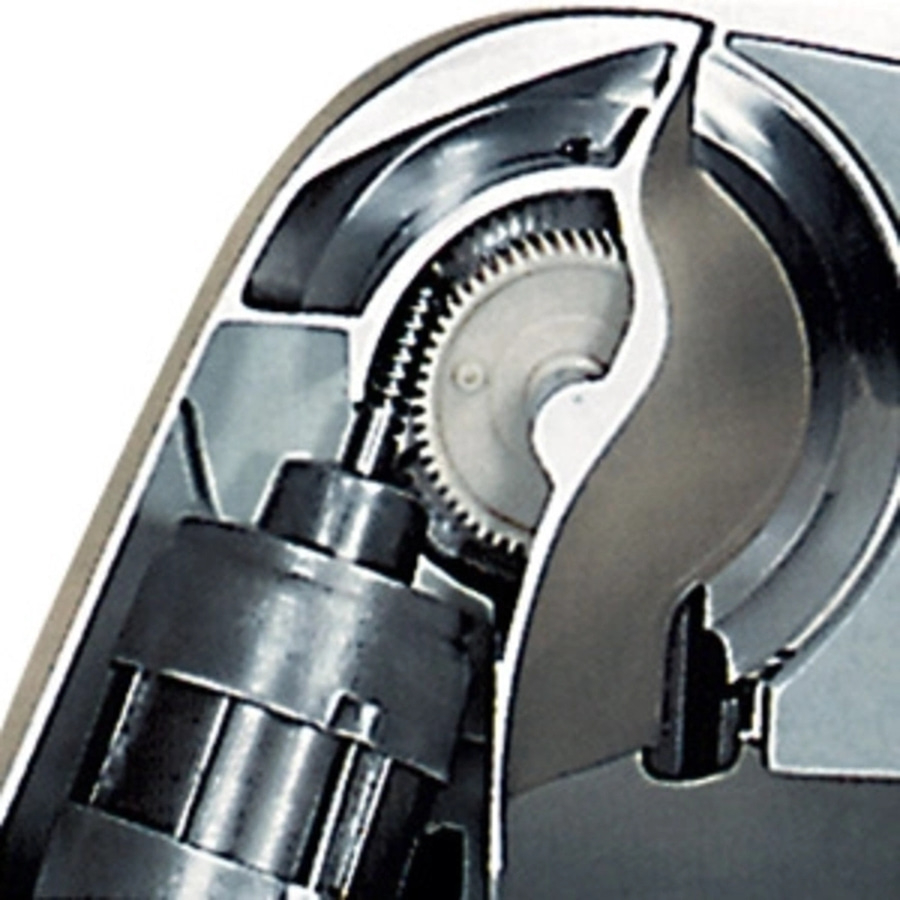 Zahnräder und Metallteile in einem technischen Gerät, Detailaufnahme, Schnittbild