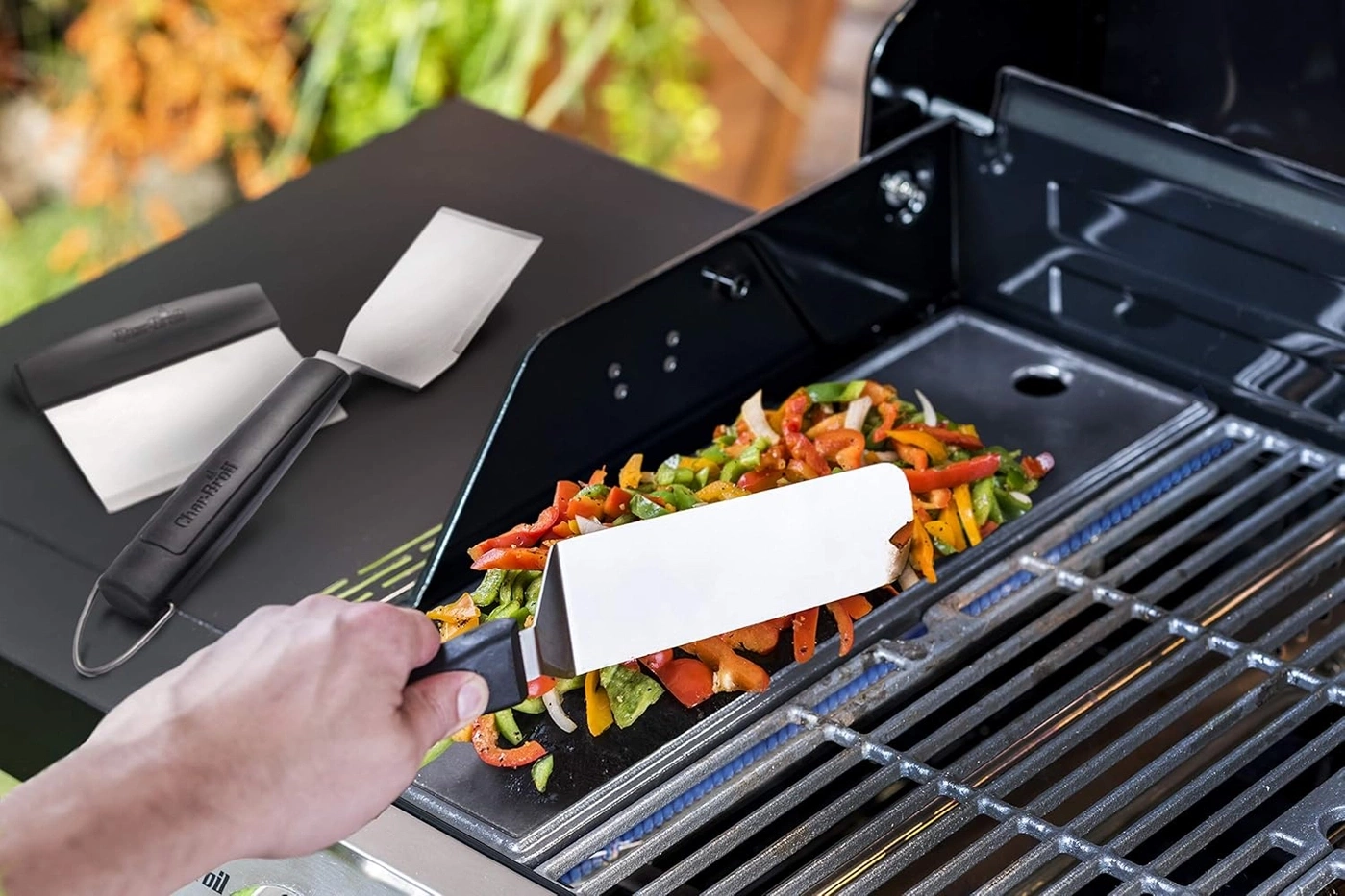 Char-Broil Grillbesteck Set für Grillplatten 2x Grillwender Spachtel/Hackmesser