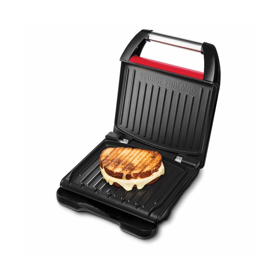 Ein George Foreman Sandwichmaker mit einem gegrillten Käsesandwich.