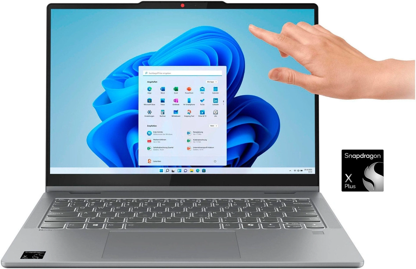 Ein Finger tippt auf den Bildschirm eines modernen Laptops