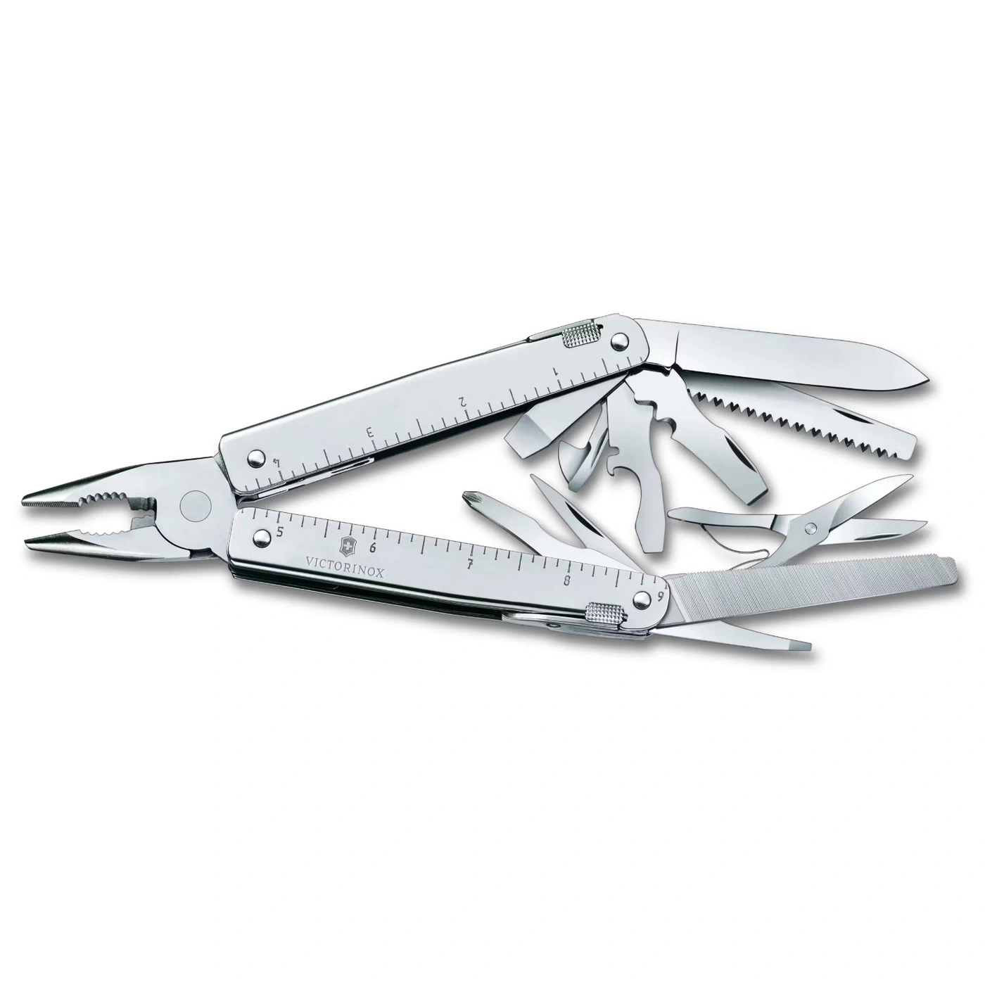 Ein glänzendes, silbernes Multitool mit vielen ausklappbaren Werkzeugen wie Zange, Messer und Schere auf weißem Hintergrund.