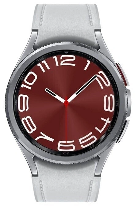 Silberne Smartwatch mit weißem Armband und rotem Zifferblatt mit weißen Ziffern.