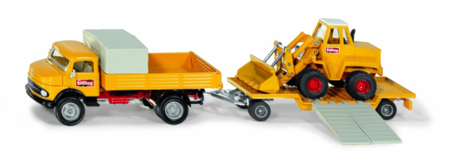 Gelber LKW mit Anhänger und Bagger, Spielzeug, gelb, Transport, Spielzeugauto