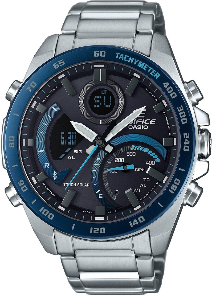 Eine Nahaufnahme einer silbernen und blauen Casio Edifice Armbanduhr mit digitalen und analogen Anzeigen.