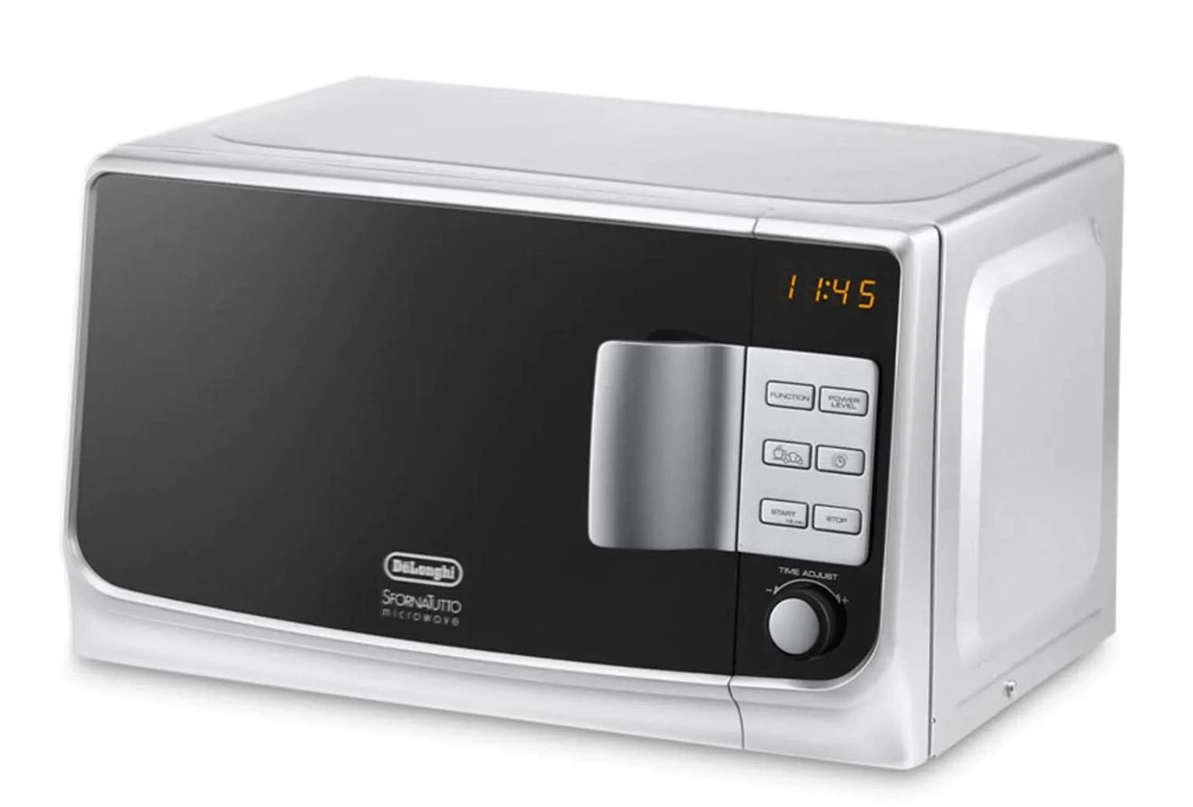 Ein silberner und schwarzer DeLonghi Mikrowellenherd mit digitaler Anzeige.