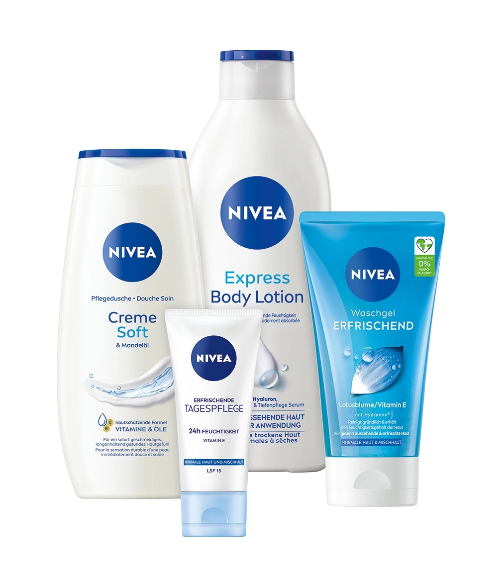 Nivea Körperpflegeprodukte in weißer und blauer Verpackung, arrangiert für eine Produktanzeige.