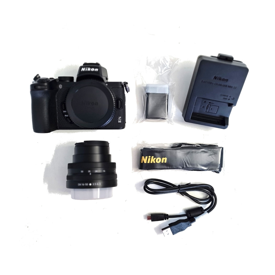 NIKON Systemkamera Z50 Objektiv DX 16-50 mm 1:3.5-6.3 VR + Rucksack B-WARE