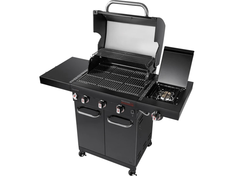Schwarzer Gasgrill mit geöffnetem Deckel und Seitenbrenner, bereit zum Grillen.