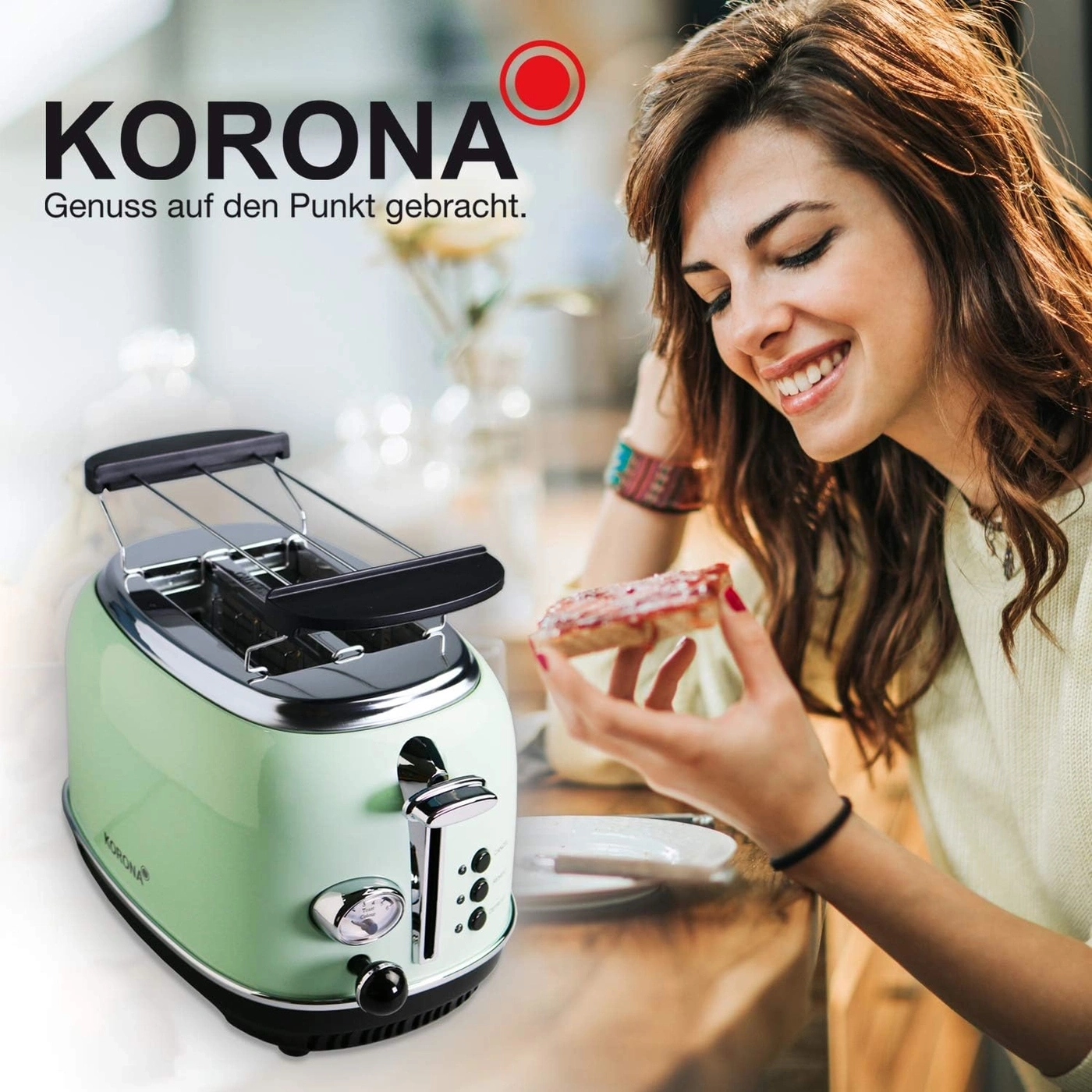 Frau isst Toast, Toaster, Korona, Genuss auf den Punkt gebracht, grün