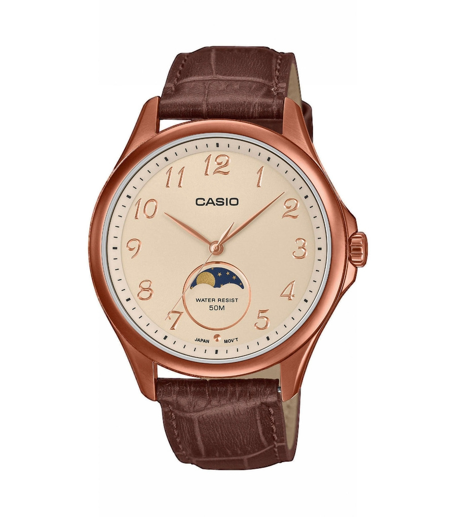 Eine roségoldene Casio-Armbanduhr mit braunem Lederarmband und Mondphasenanzeige