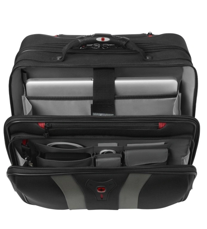 Schwarze Laptoptasche mit vielen Fächern, offen, mit Laptop und Zubehör.