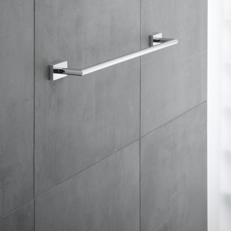 Handtuchhalter an grauer Wand, Badezimmer-Dekoration, modernes Design, glänzend