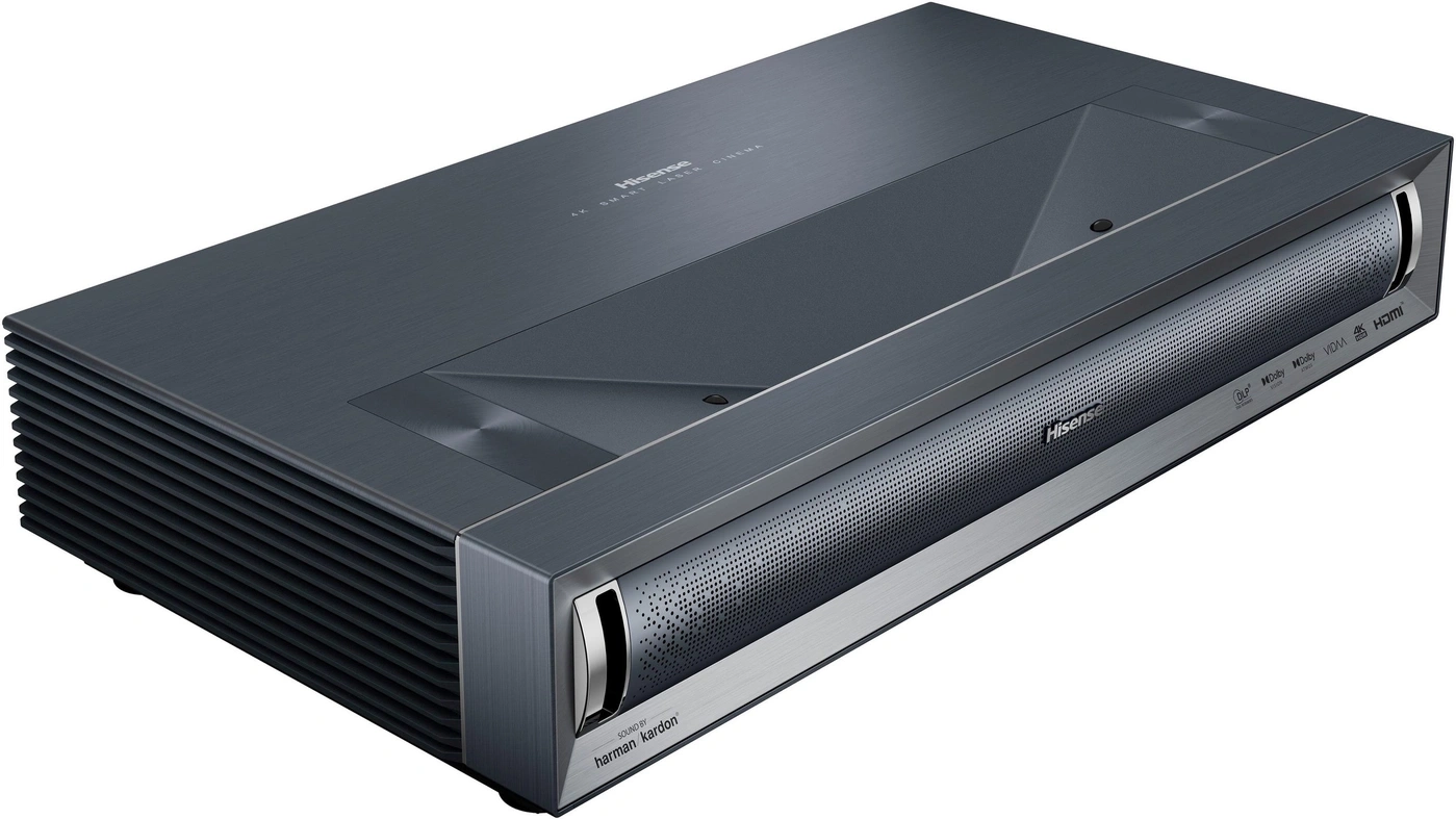 Ein dunkler Hisense 4K Laser Smart Cinema Projektor mit Harman Kardon Sound.