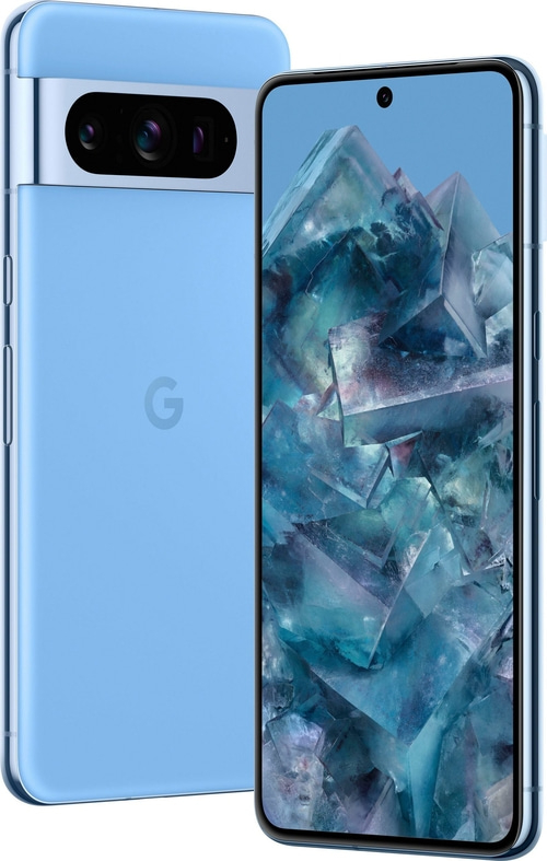 Ein hellblaues Google Pixel Smartphone mit Kamera und	Bildschirm mit eisigem Muster.